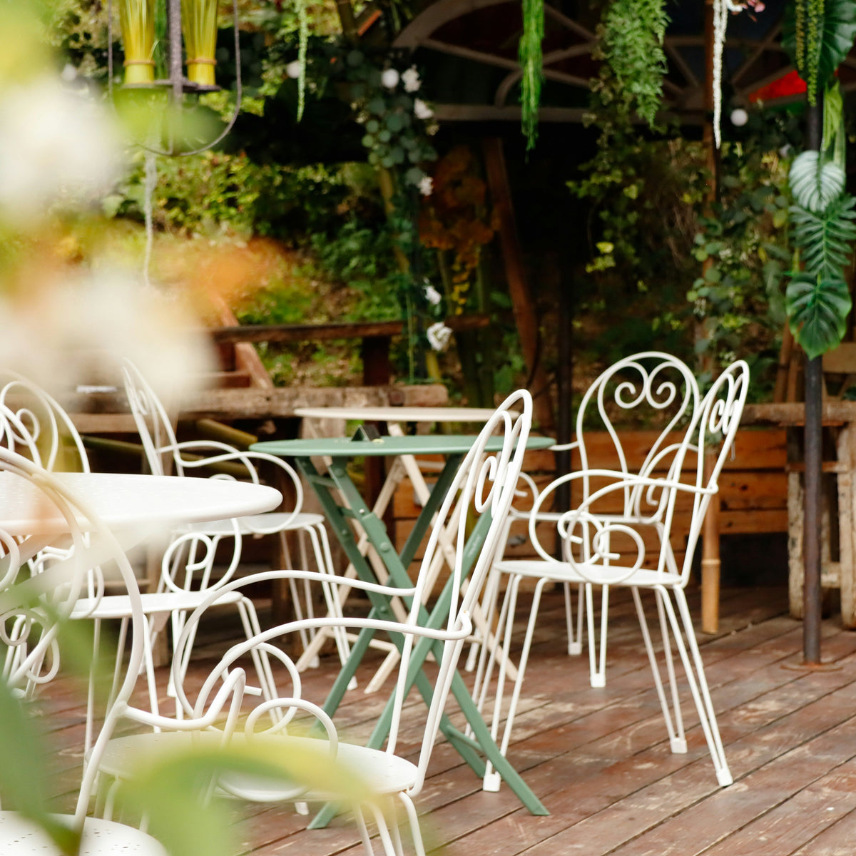 How to Choose Outdoor Chairs for Comfort and Durability