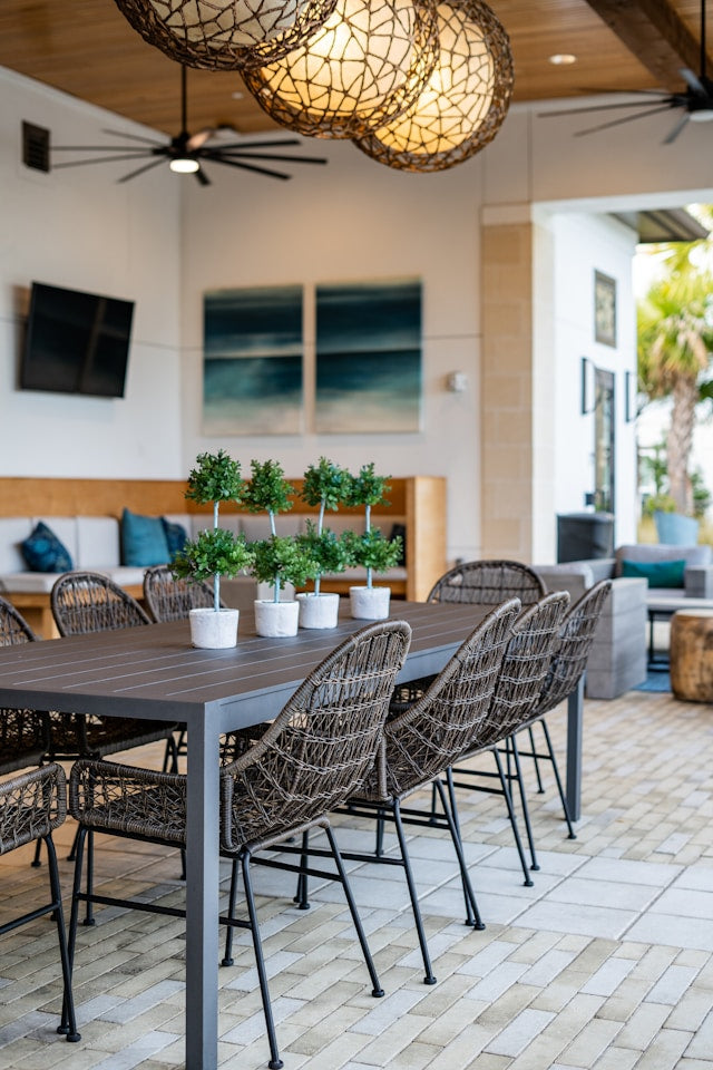 Pergola vs Gazebo: Choosing the Right Outdoor Structure