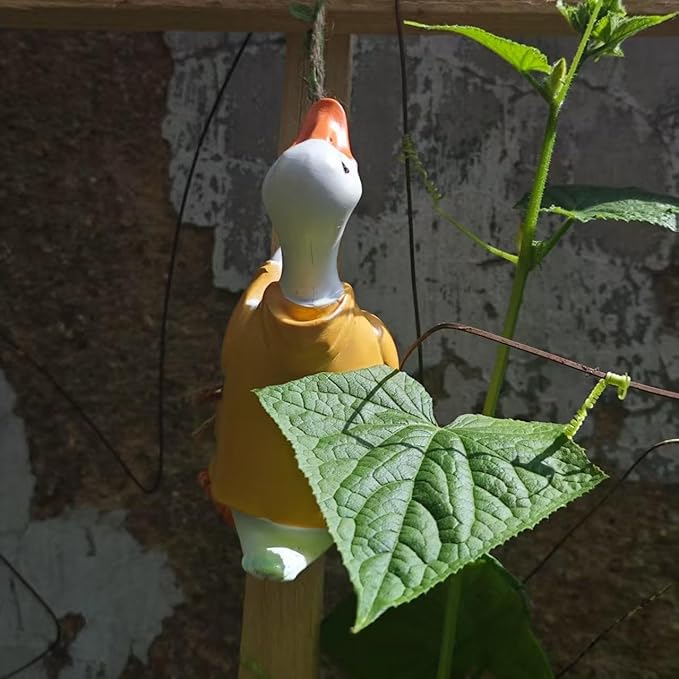 Climbing Animal Tree Hugger Statue - UV Resistant Resin Hanging Garden Sculpture, Waterproof Outdoor Decor for Yard, Patio, Porch (Goose)