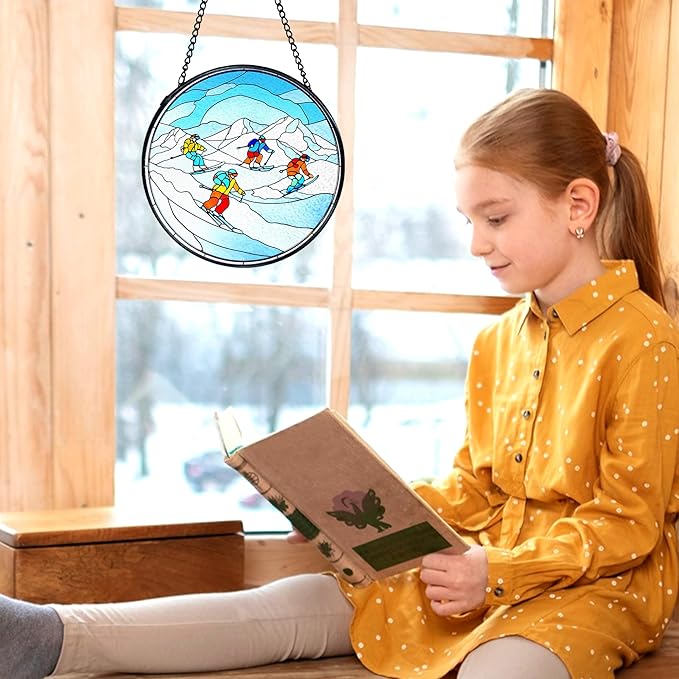 kdqua Winter Ski Suncatcher Stained Glass Window Hanging, Ski Lovers Gifts for Women Sun Catchers Indoor Window Glass Round Wall Decor, Winter Skiing Wall Art Hanging Decorations Statues, 7.9x7.9in
