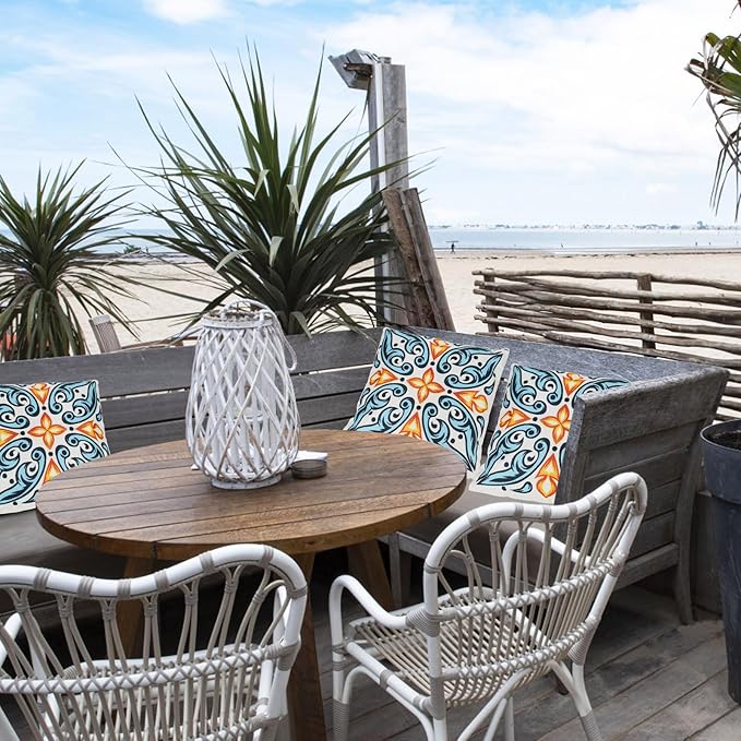 Outdoor Throw Pillows Waterproof Set of 2 Patio Pillows 18×18 Inch Decorative Pillows for Bed, Couch, Sofa and Patio Furniture